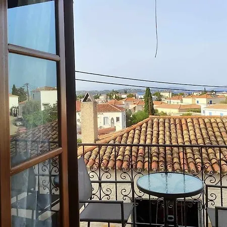 Two Floor House Apartment Spetses Town